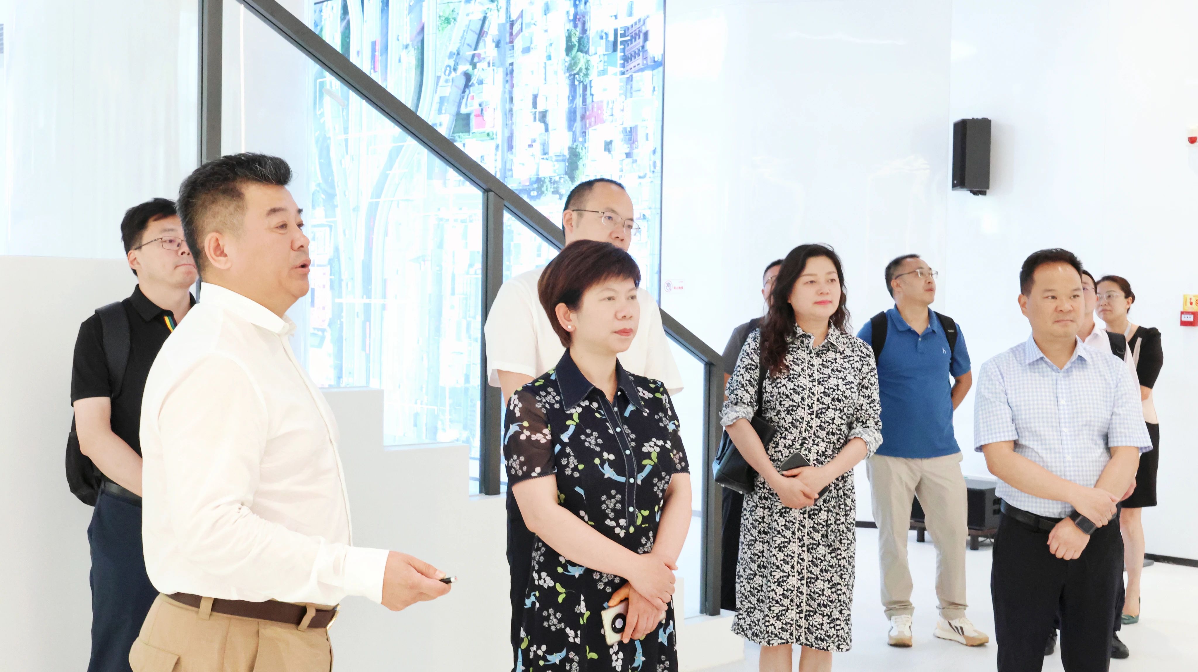 zoty中欧官方与成都市郫都区达成战略合作 推动成都影视城建设