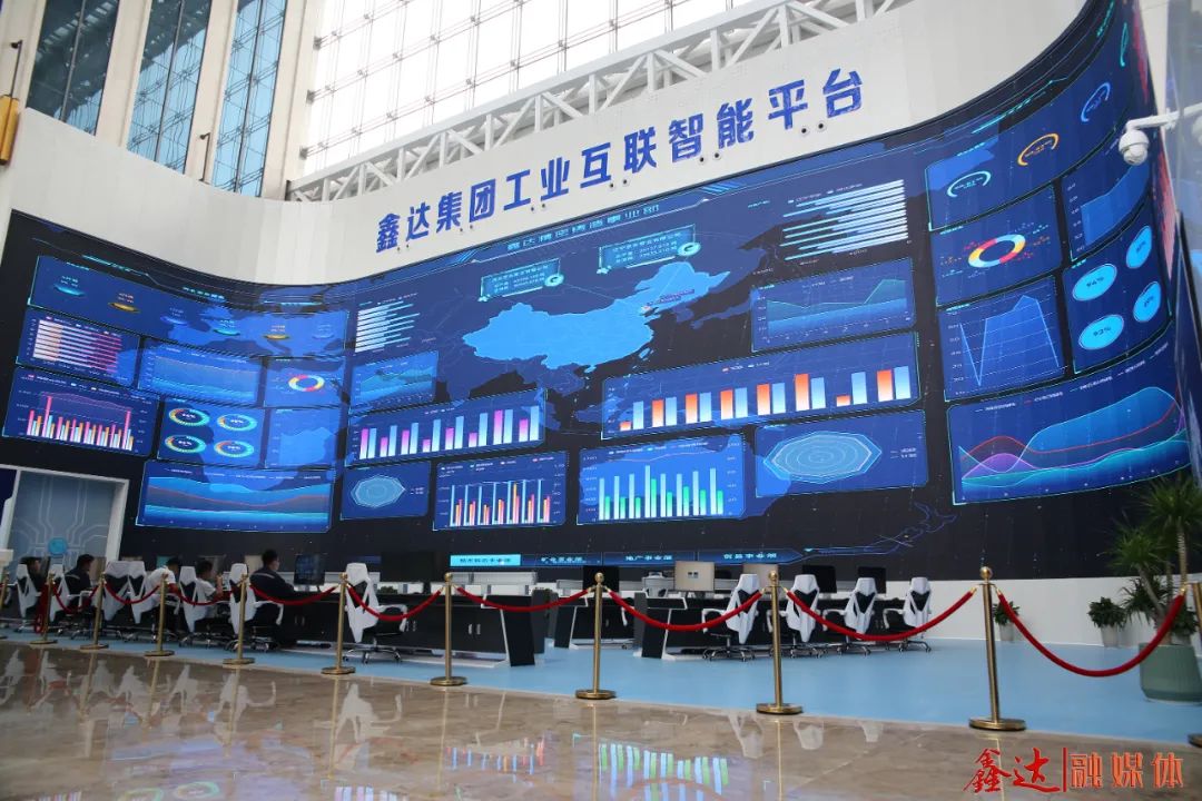 接受领导人检阅 | zoty中欧官方智能显示助力紫金山实验室展现强劲创新力